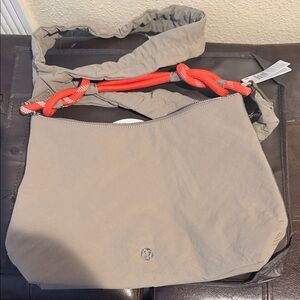 Lululemon Convertible Ruched crossbody Women's Bag 6.5 L